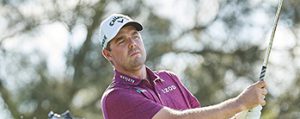 leishman-lurks-despite-cracking-beginnings.jpg