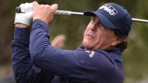 phil-mickelson-cards-career-best-12-under-60-on-desert-classic.jpg