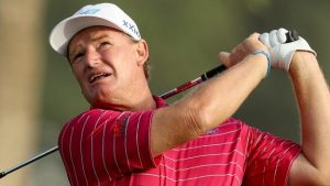 world-number-527-els-shoots-65-to-fight-against-desert-classic.jpg