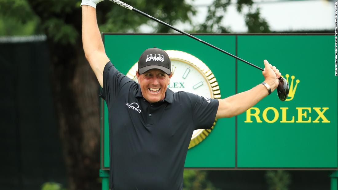 mickelson-feels-the-heat-when-thomas-bmw-wins.jpg