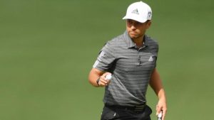 schauffele-leads-thomas-with-one-blow-in-hawaii.jpg