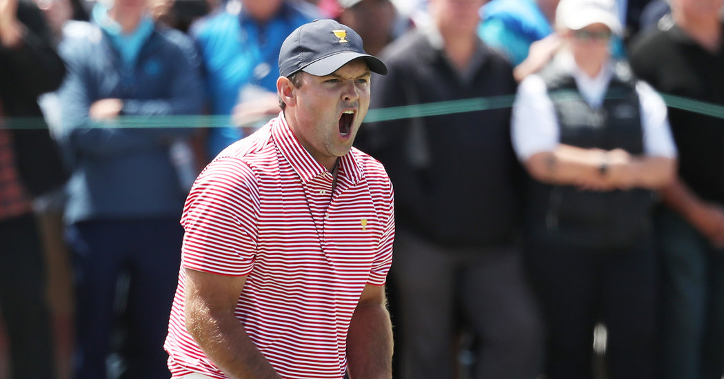 patrick-reed-39-s-club-hit-the-sand-now-there-is-a-dust-up.jpg