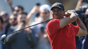 tiger-woods-will-be-inducted-into-the-golf-hall-of-fame-in-2021.jpg