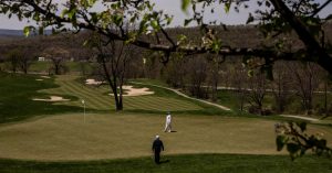 as-the-golf-courses-reopen-new-players-take-the-long-walk.jpg