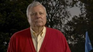 peter-alliss-legendary-bbc-wave-commentator-dies-at-89.jpg